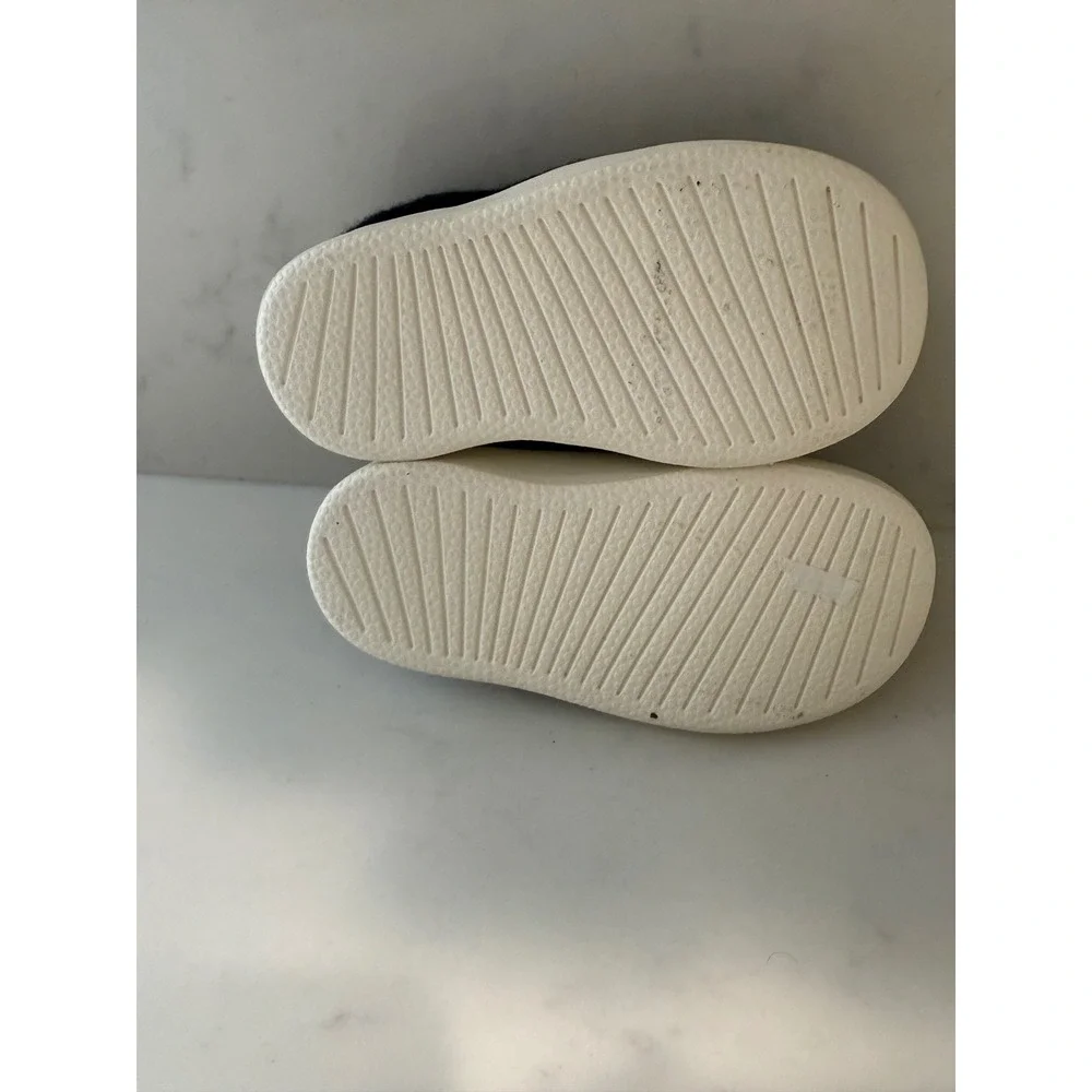 Allbirds Smallbirds Wool Loungers Kids Black White Slip On Sneakers T5 SBLIT5